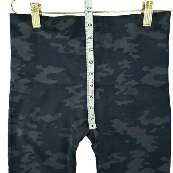 Spanx Look‎ At Me Now Camo Seamless Leggings XL Navy High Rise Support - Picture 4 of 5